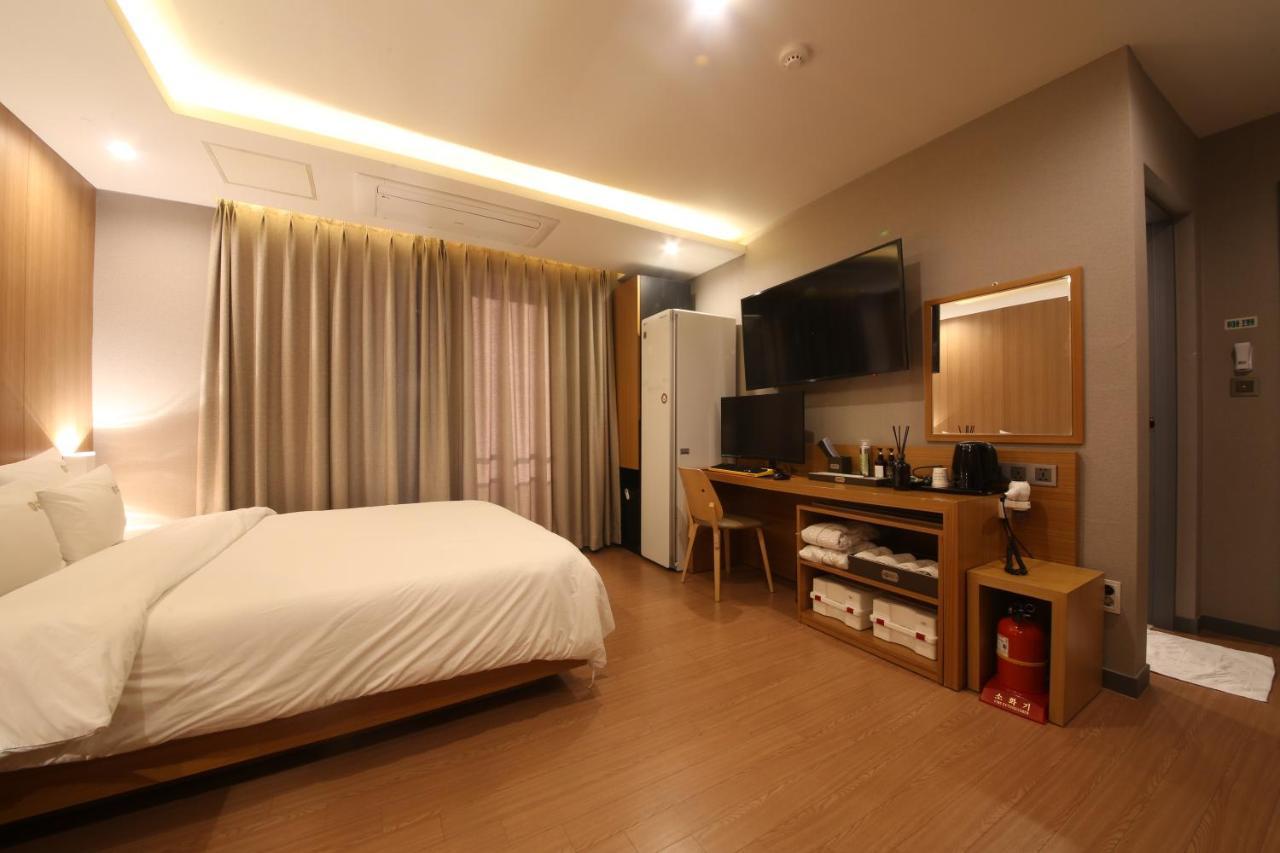 Hotel Prima Busan Buitenkant foto